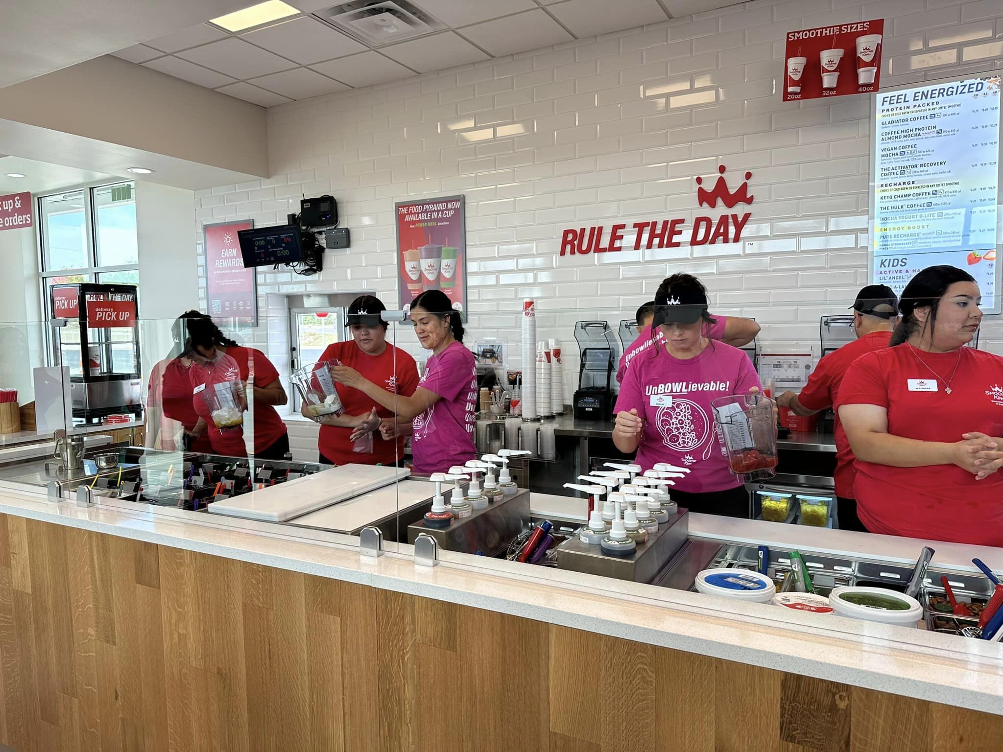 Smoothie clearance king hours